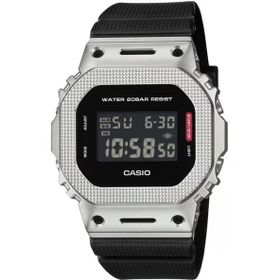 Casio GM-5600M-1DR Erkek Kol Saati