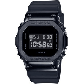 Casio GM-5600SCM-1DR Erkek Kol Saati