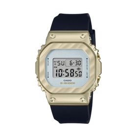 Casio GM-S5600BC-1DR Erkek Kol Saati