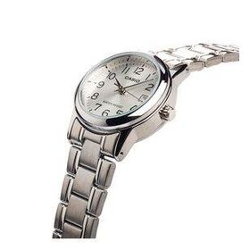 Casio LTP-V002D-7BUDF Kadın Kol Saati