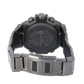 Casio MTG-B2000BD-1A4DR Erkek Kol Saati