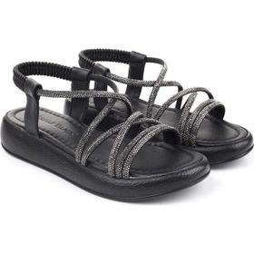 Castle Black 35250 Siyah Taş Detaylı Günlük Kadın Sandalet