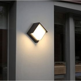 Cata CT-7078 3200K Günışığı 7W Siyah Sıva Üstü Led Aplik