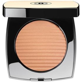 Chanel Les Beiges Healthy Glow Luminous Colour Medium Light Pudra