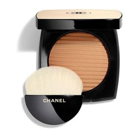 Chanel Les Beiges Healthy Glow Luminous Colour Medium Light Pudra