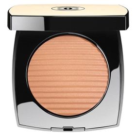 Chanel Les Beiges Healthy Glow Luminous Colour Medium Light Pudra