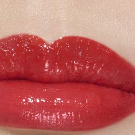 Chanel No:124 Vibrant Rouge Coco Flash Ruj