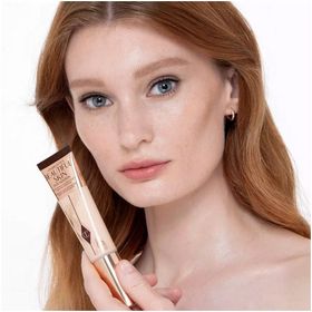 Charlotte Tilbury Charlotte's Beatiful Skin 03 Cool Fondöten
