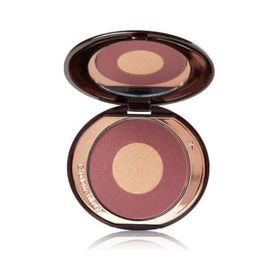 Charlotte Tilbury Cheek To Chic Walk of No Shame Allık
