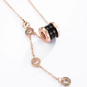 Chavin EG78SY Roma Rakamlı Siyah Rose Kap Kolye