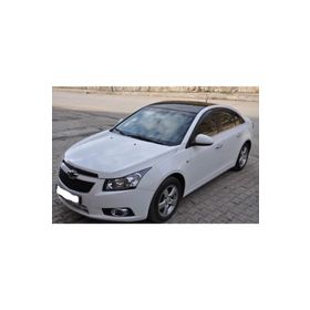 Chevrolet Cruze HB Mügen Cam rüzgarlığı