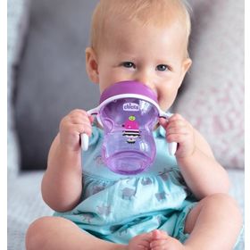 Chicco CHICCO-8058664081325 Chicco Yarı Yumuşak Uçlu Eğitici Bardak 6ay+ Kız