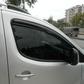 Citroen Berlingo 2008 Mugen Cam Rüzgarlığı