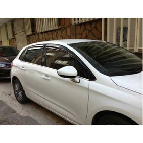 Citroen C4 2011 Mugen Cam Rüzgarlığı