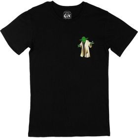 Cix Pelerinli Yoda Star Wars Cep Logo Tasarımlı Siyah T-shirt