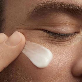 Clarins Men Gel Revitalisant 50 ml Yaşlanma Karşıtı Erkek Bakım Kremi