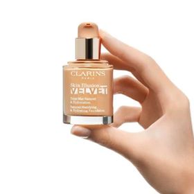 Clarins Skin Illusion Velvet 111N 30 ml Fondöten