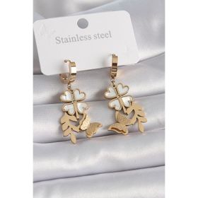 Clariss 316L Çelik Gold Renk Beyaz Sedefli Yonca Simli Kelebek Figür Kadın Küpe