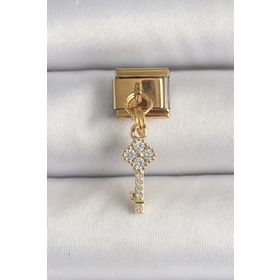 Clariss 316L Çelik Gold Renk Sallantı Zirkon Taşlı Anahtar Model Nomination Charm