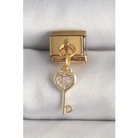 Clariss 316L Çelik Gold Renk Sallantı Zirkon Taşlı Kalpli Anahtar Model Nomination Charm