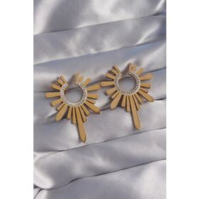Clariss 316L Çelik Gold Renk Zirkon Taşlı Güneş Figürlü Küpe