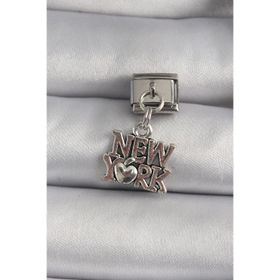 Clariss 316L Çelik Gümüş Renk Sallantı New York Yazı Model Nomination Charm