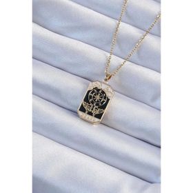 Clariss 316L Çelik Zincir Altın Renk İşlemeli Siyah Mineli Tarot Kolye