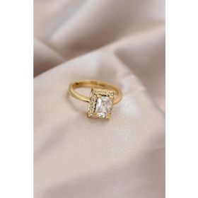 Clariss Ayarlamalı Gold Renk Metal Zirkon ve Kristal Taşlı Dikdörtgen Model Yüzük