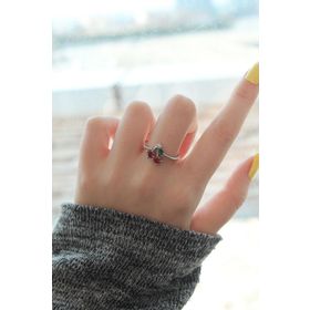 Clariss Ayarlamalı Gümüş Renk Kristal Taşlı Kiraz Yüzük