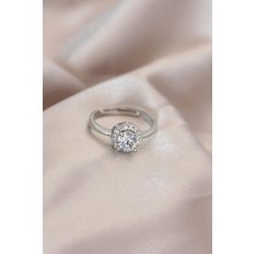 Clariss Ayarlamalı Gümüş Renk Metal Zirkon ve Kristal Taşlı Oval Model Yüzük