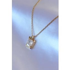 Clariss BJ-BKO6992 316L Çelik Gold Renk Kare Zirkon Taşlı Kadın Kolye
