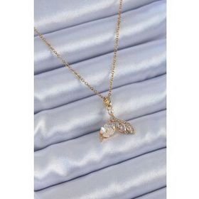 Clariss BJ-BKO7628 316L Çelik Gold Renk Zirkon Taşlı Martı Model Çiçek Detay Kadın Kolye