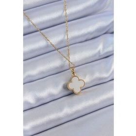 Clariss BJ-BKO7631 316L Çelik Gold Renk Zirkon Taşlı Yonca Model Kadın Kolye