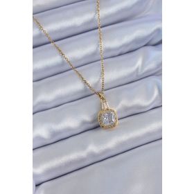 Clariss BJ-BKO7651 316L Çelik Gold Renk Kare Kristal Taşlı Kadın Kolye