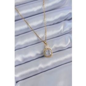 Clariss BJ-BKO7651 316L Çelik Gold Renk Kare Kristal Taşlı Kadın Kolye