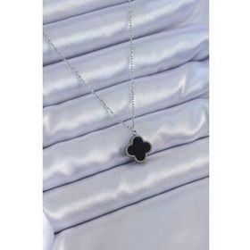 Clariss BJ-BKO7652 316L Çelik Gümüş Renk Siyah Yonca Model Kadın Kolye