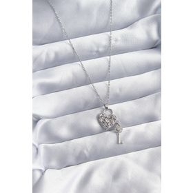 Clariss BJ-BKO8039 316L Çelik Zincir Gümüş Renk Zirkon Taşlı Kalp & Anahtar Model Kadın Kolye