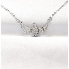 Clariss EBJ240521W24269 316L Çelik Silver Renk Zirkon Taşlı Kalpli Kanat Kolye