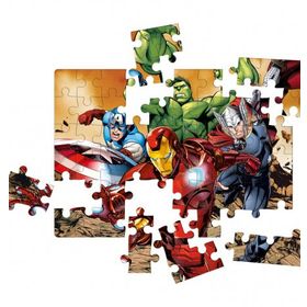 Clementoni Avengers 60 Parça Puzzle