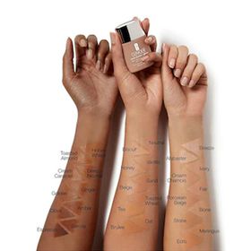 Clinique No:WN122 Clove Spf 15 30 ml Even Better Glow Fondöten