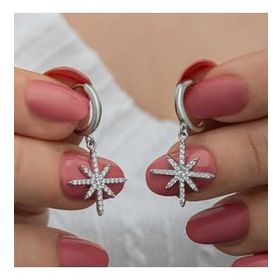 Cngjewels Sallantılı Kutup Yıldızı Gümüş Kadın Küpe