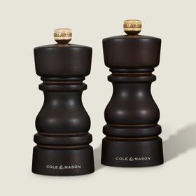 Cole & Mason London Çikolata Renkli Ahşap 130 mm Tuz ve Biber Değirmenleri