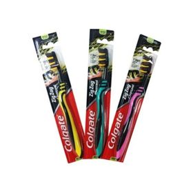 Colgate Zig Zag Charcoal Kömürlü Orta V Shaped İnterdental Bristles Diş Fırçası