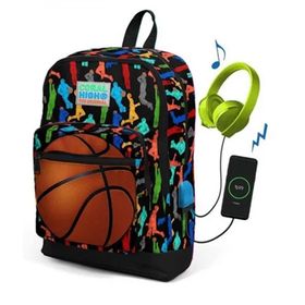 Coral High 23281 Erkek Çocuk Siyah Basketbol Toplu Usb Şarjlı Kulaklık Çıkışlı Okul Sırt Çantası