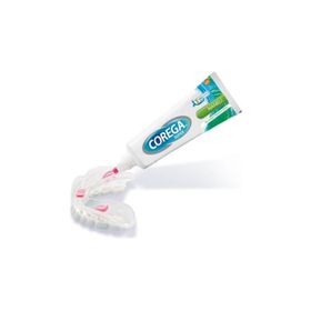 Corega 40 gr Tat İçermez Yapıştırıcı Krem+Protez Kabı