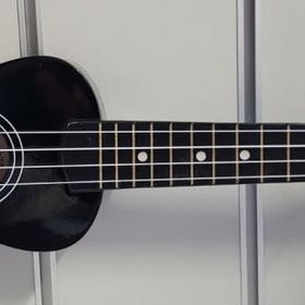 Cremonia AU01L-21BK Soprano Ukulele