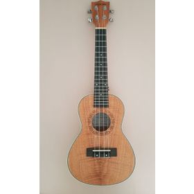 Cremonia AU77LAB-23 23 inç Soprano Ukulele
