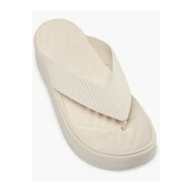 Crocs 210700-0LH Getaway Groove Platform Flip Kadın Terlik
