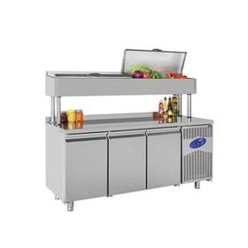 CSA Karacasan 474 lt Üç Kapılı 700'lük 304 Çelik Yükseltilmiş Makeup Buzdolabı
