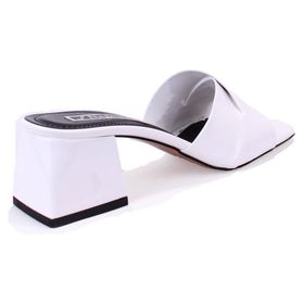 Dagoster DZA07-9321060 Beyaz Rugan Klasik Topuklu Kadın Terlik